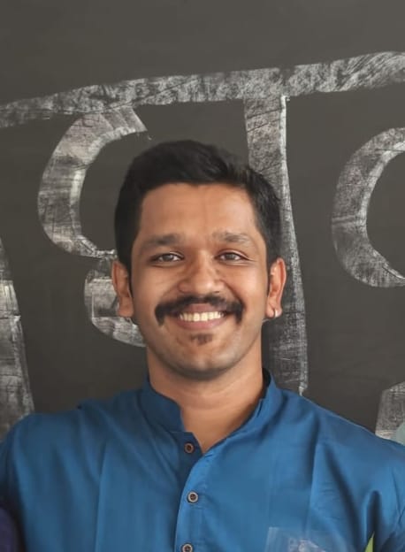 विद्याधीश केळकर